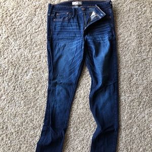 Hollister jeans